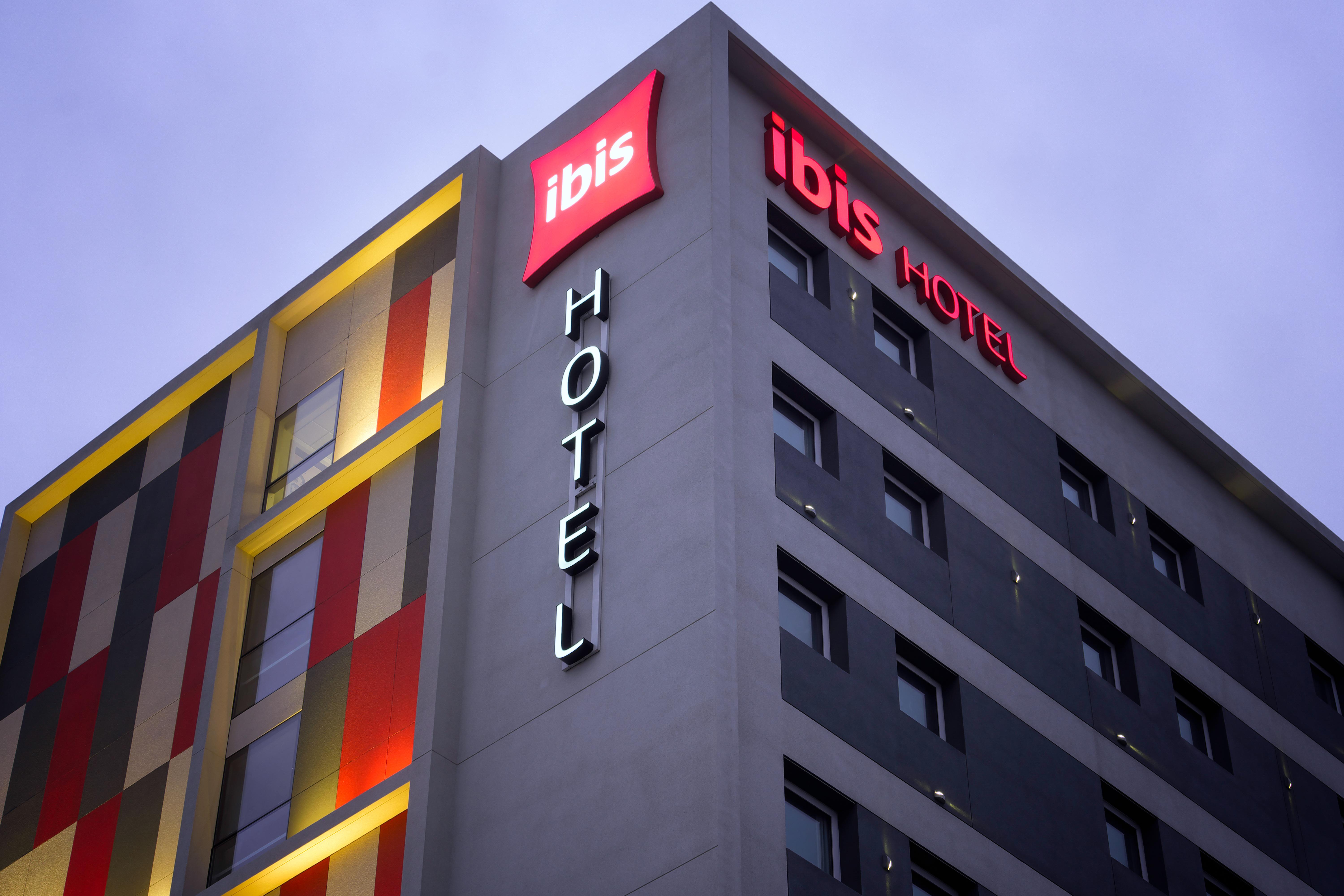 Ibis Trujillo Hotel Buitenkant foto