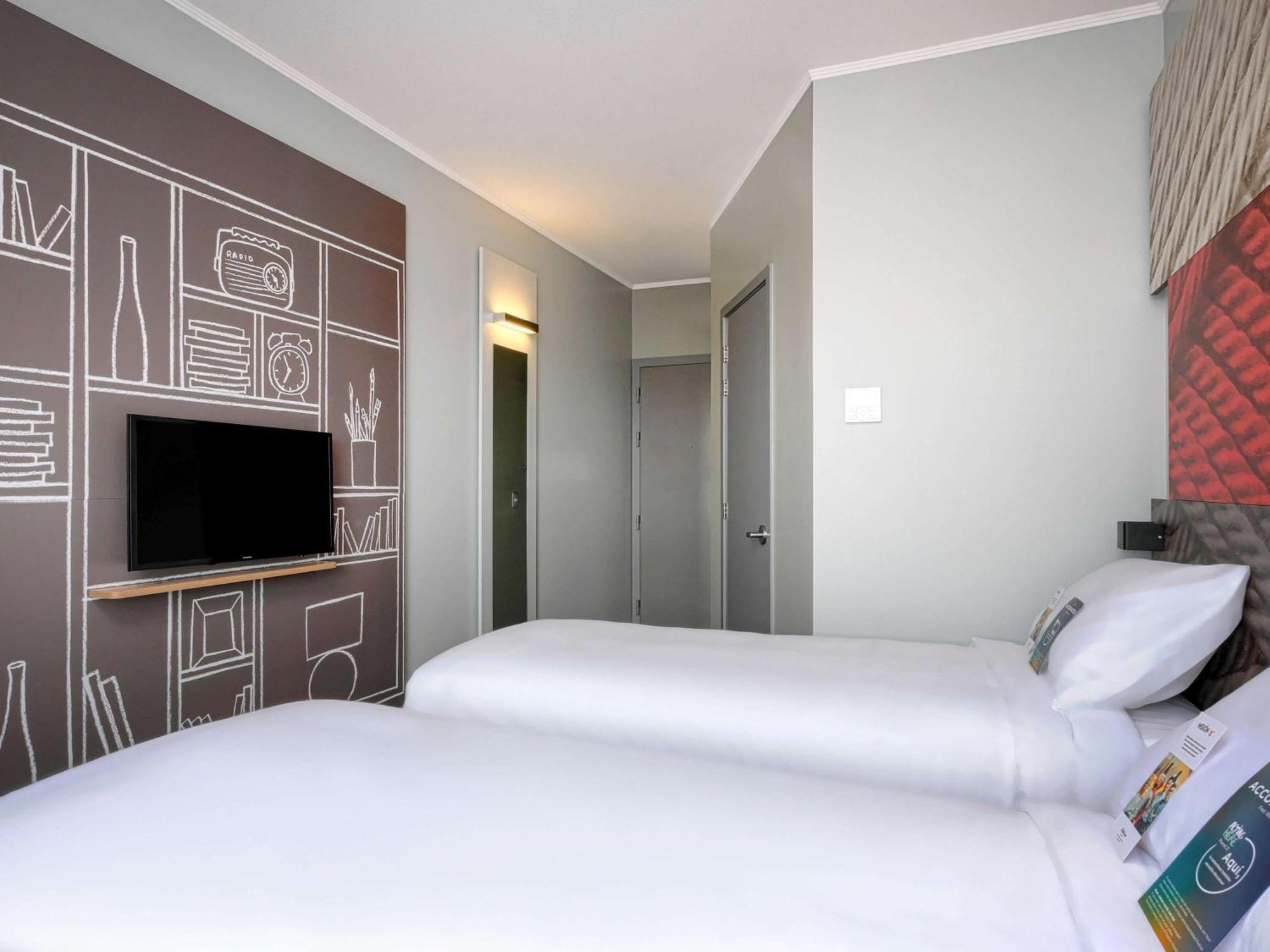 Ibis Trujillo Hotel Buitenkant foto