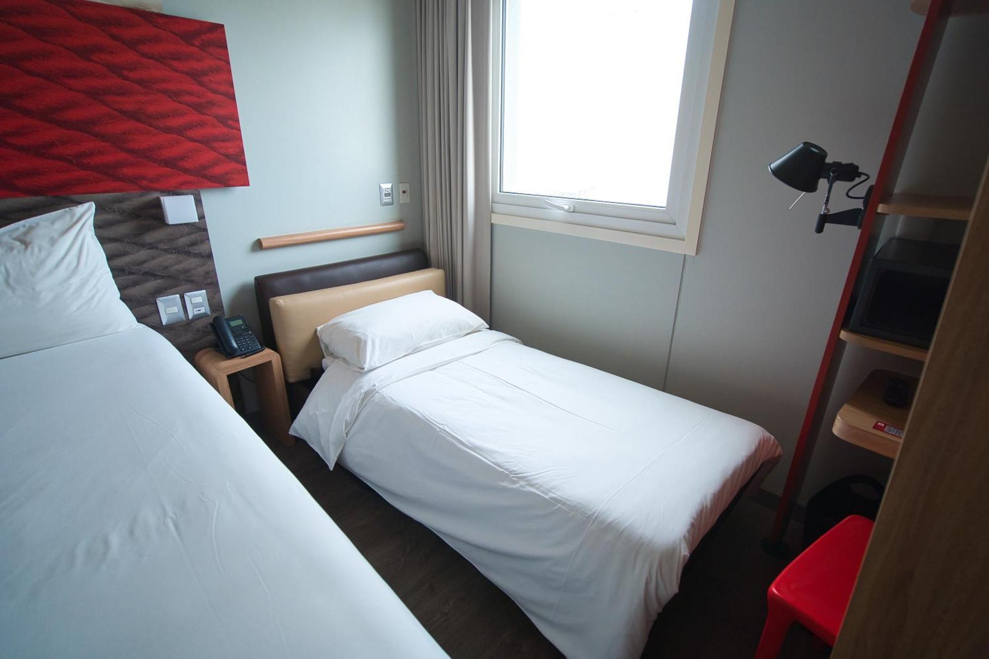 Ibis Trujillo Hotel Buitenkant foto